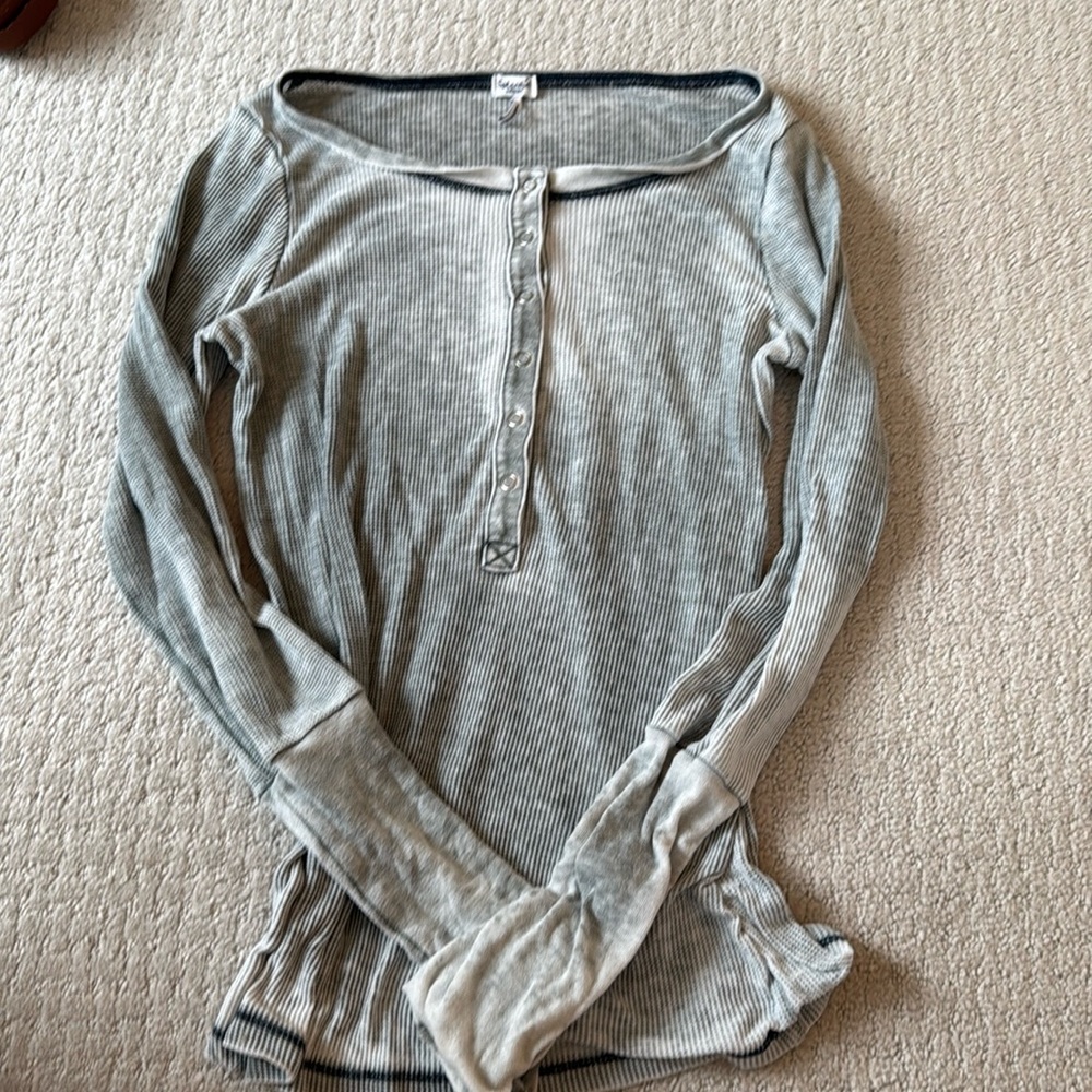 Splendid long sleeve waffle shirt